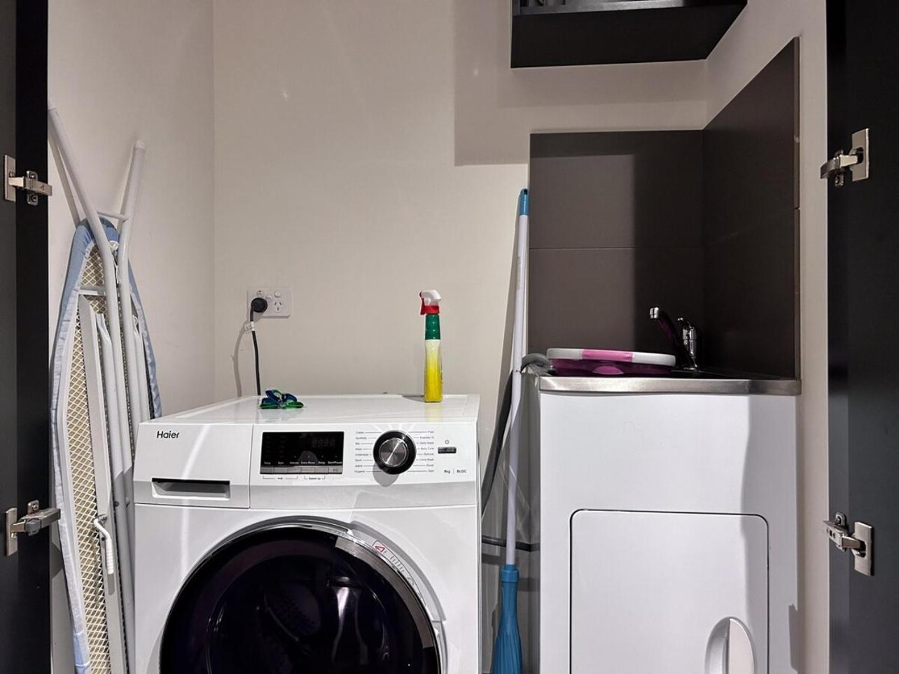 Relaxed 1Br1Ba City View Apt Wifi In Cbd Melbourne Ngoại thất bức ảnh